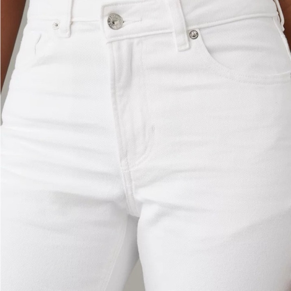 AMERICAN EAGLE MOM JEANS - Picture 2 of 12